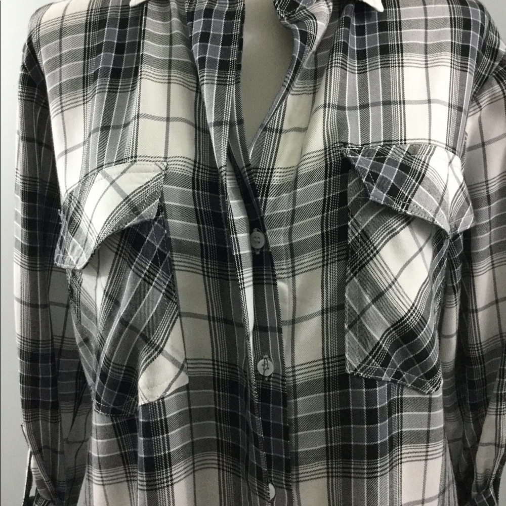 Sam Edelman Riley Plaid Black & White Button Front Top - Picture 6 of 8